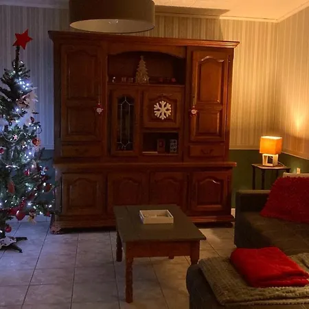 Du Presbytere Entre La Voge Les Bains Et Vittel Сasa de vacaciones